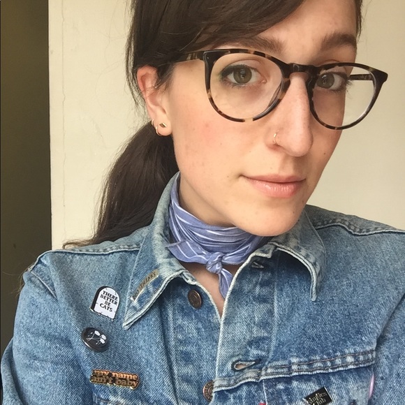 Meet your Posher, Bridget - Picture 6 of 12